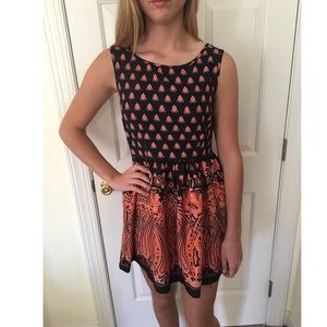 Patterned dress